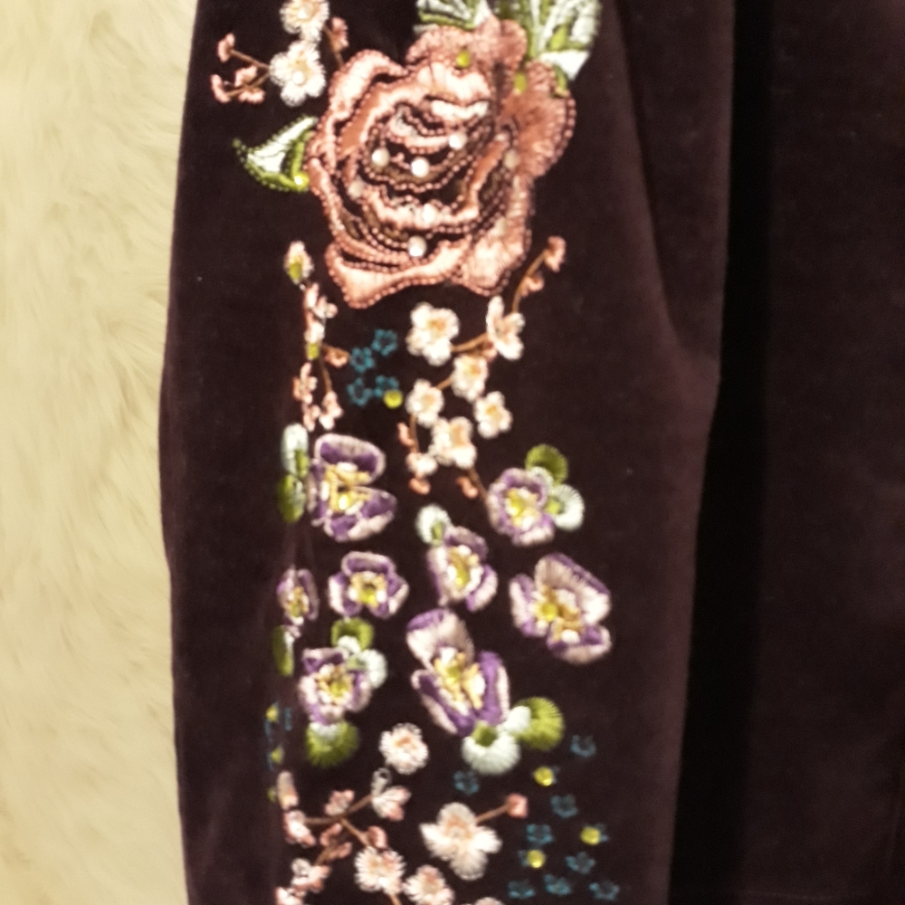 Embroidered Velvet Blazer Jacket - Deep Plum - Picture 8 of 15